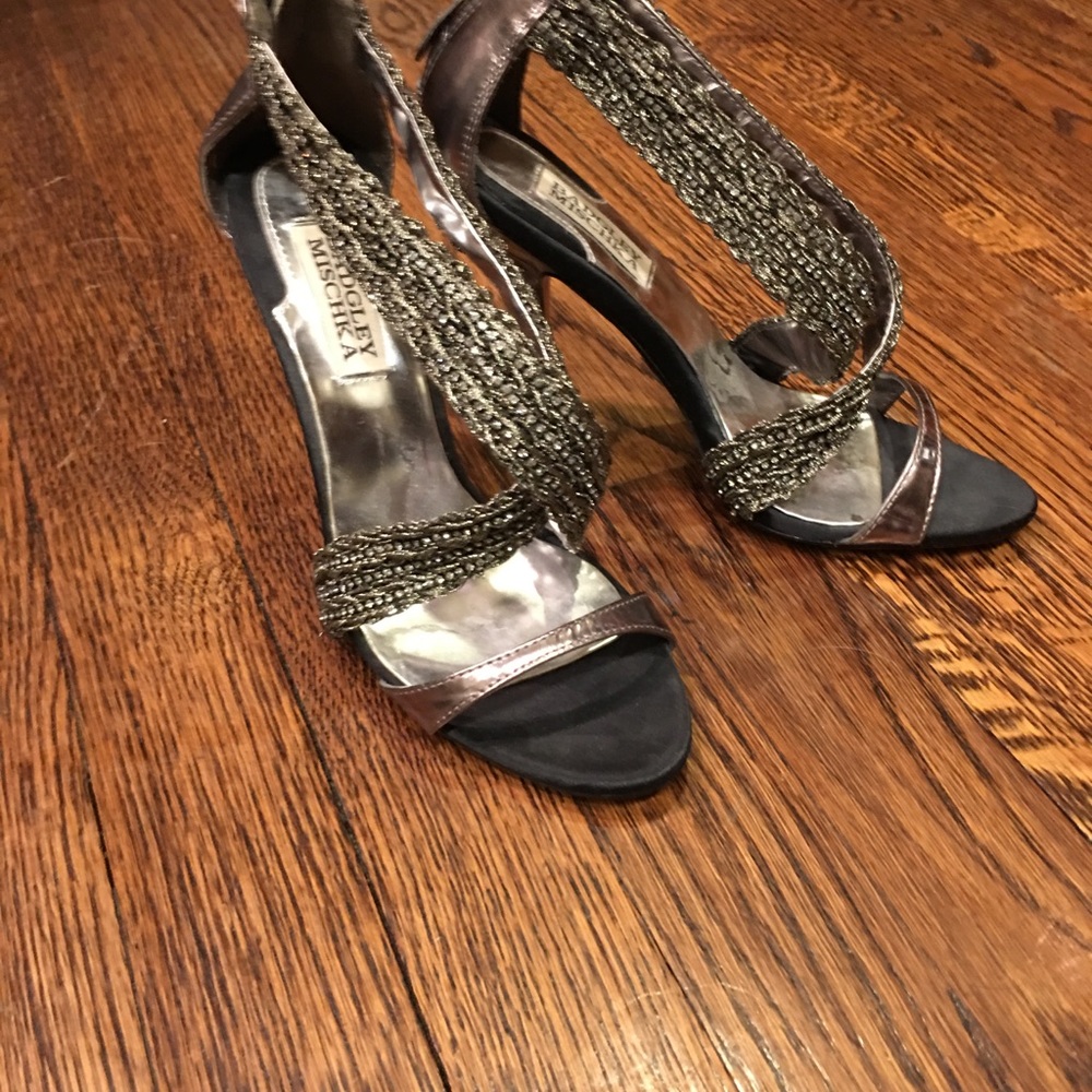 Badgley Mischka Silver Metallic Sandals